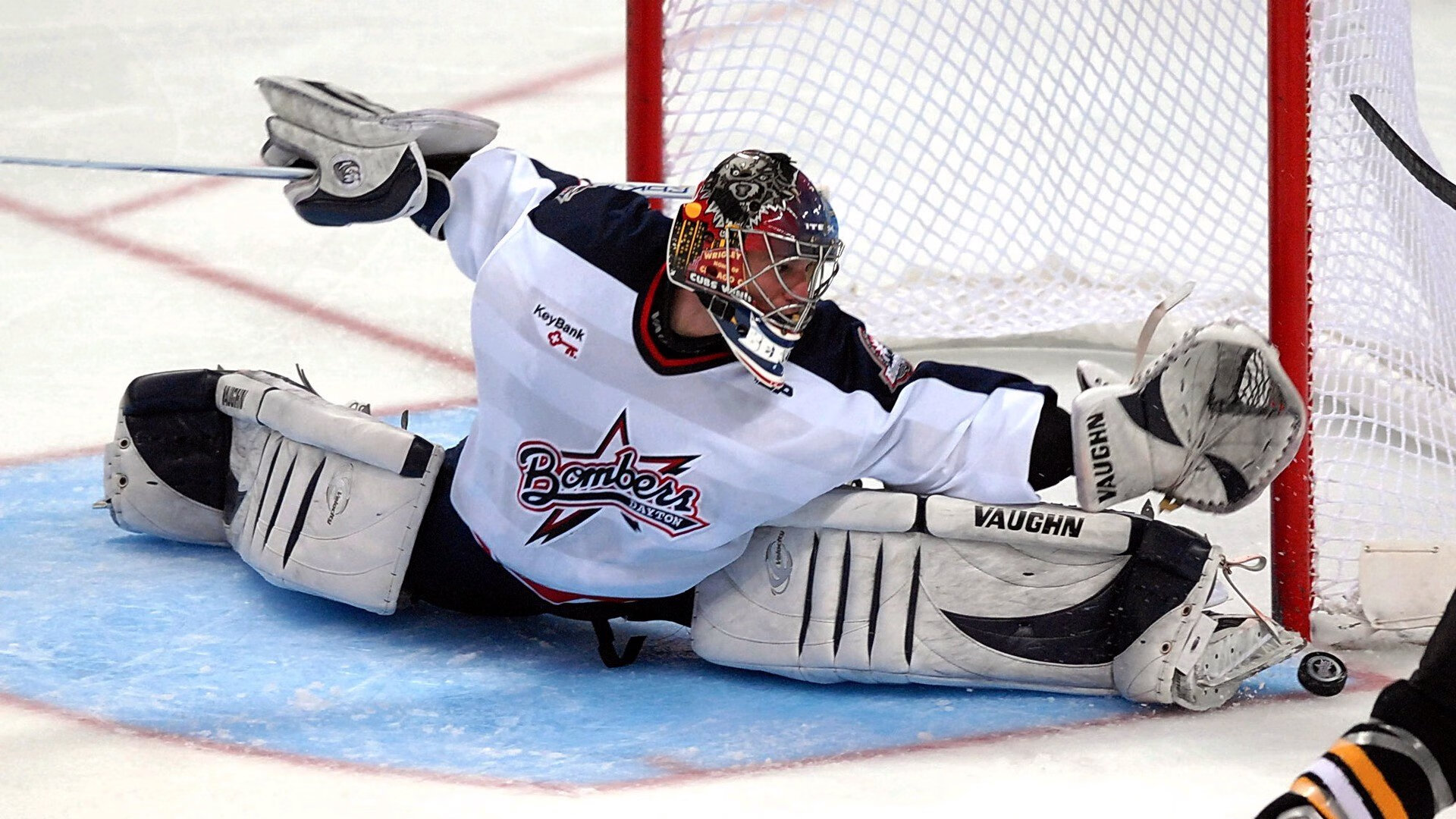 哈伦冲线瞬间引爆现场欢呼,哈伦能源集团官网