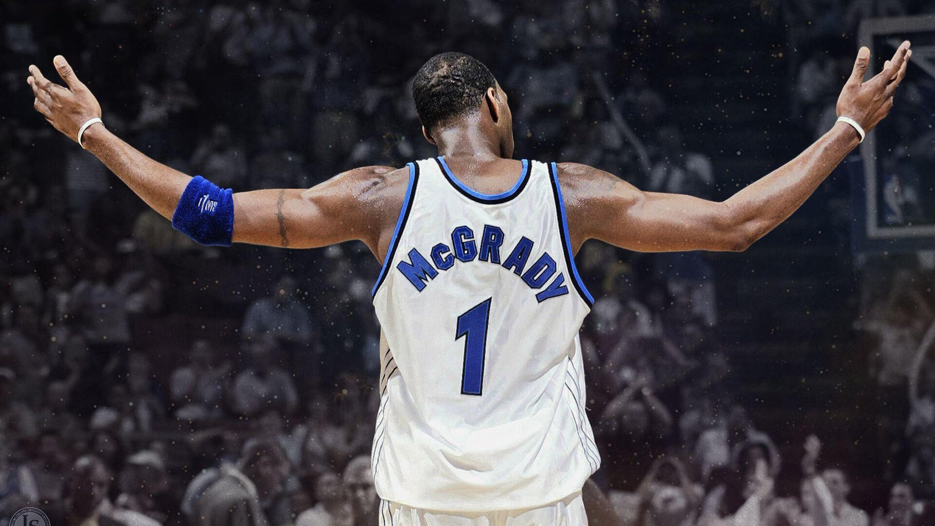 跳水高难动作波兰稳健完成，波兰跳伞者误降足球比赛现场